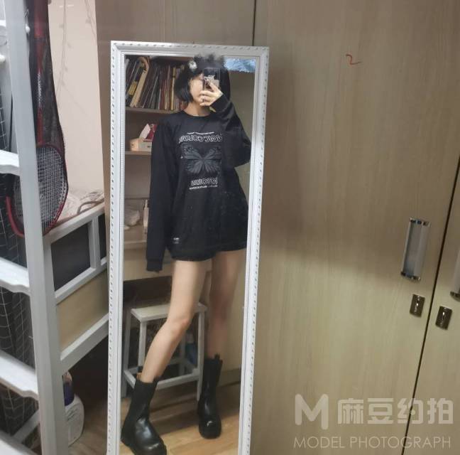 纪实模特