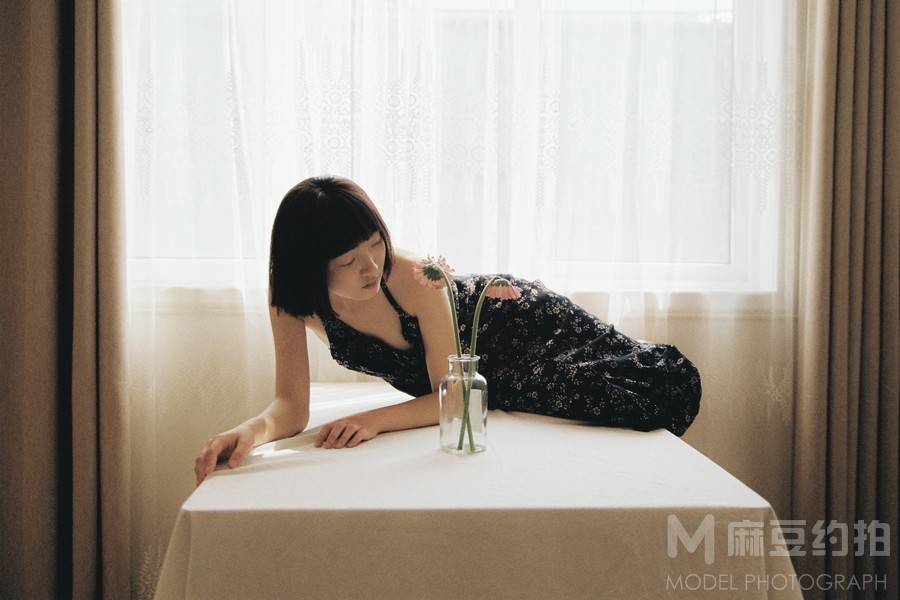 胶片模特