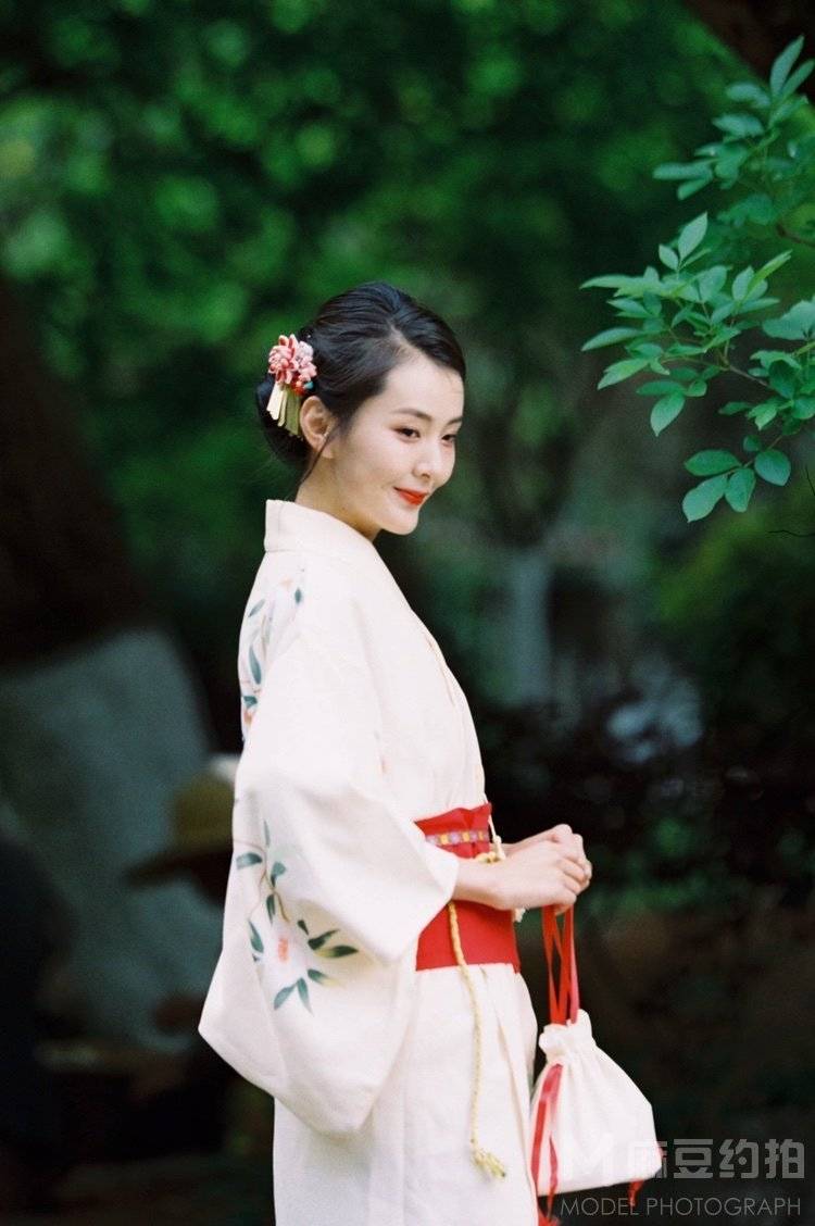 和服模特