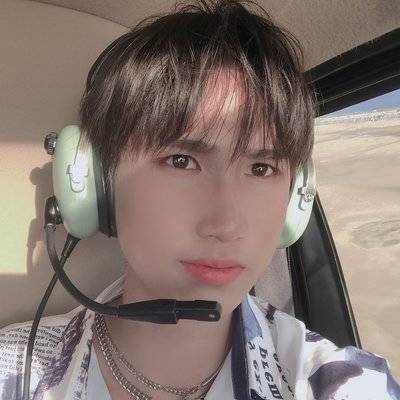 黑白模特