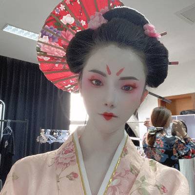 妆容模特