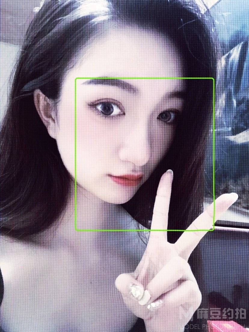 校园模特