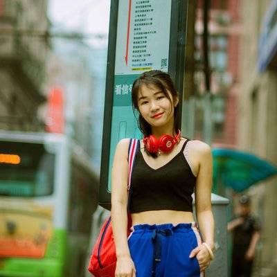 情绪模特