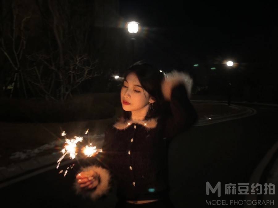 夜景模特