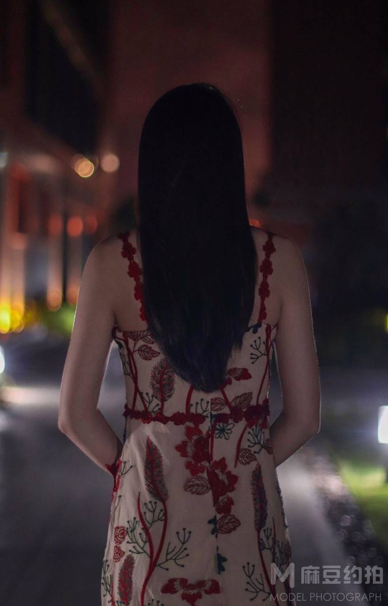 夜景模特