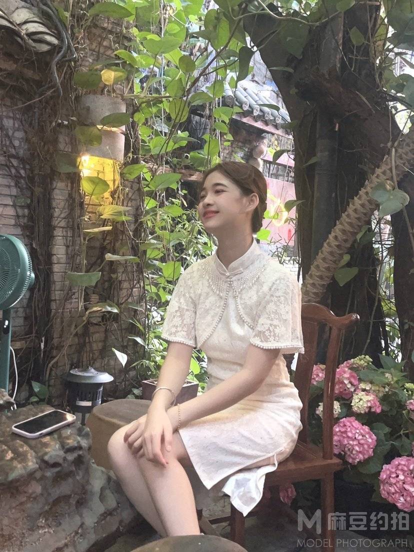 清新模特