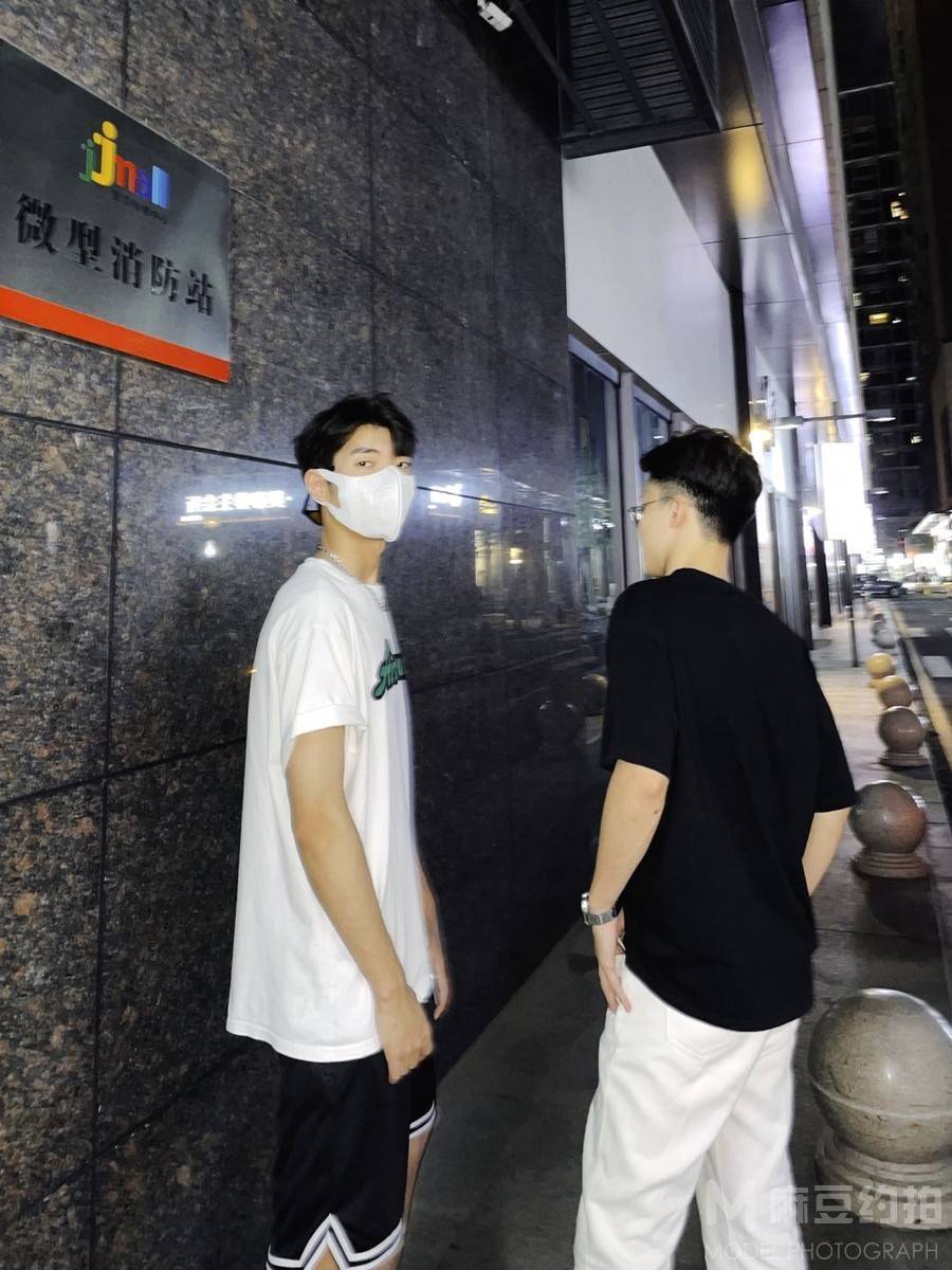 情侣模特
