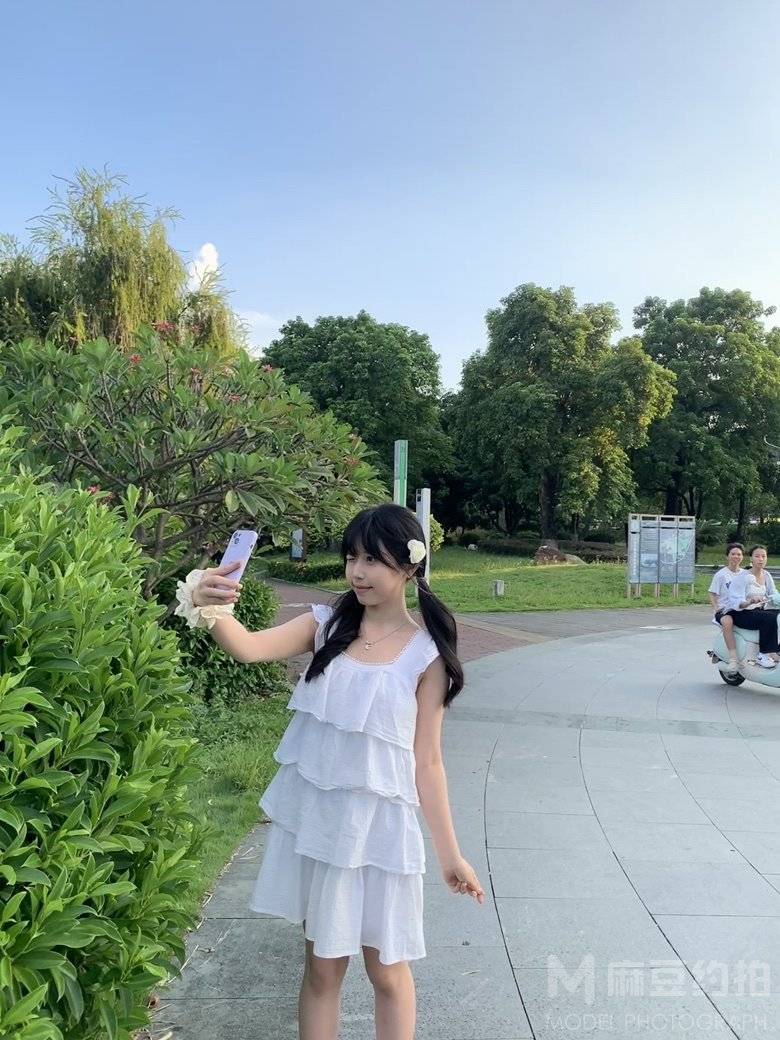 清新模特