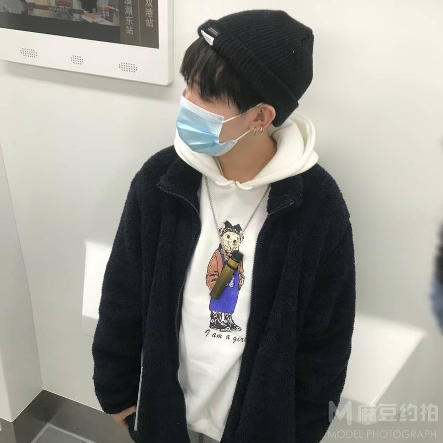 黑白模特