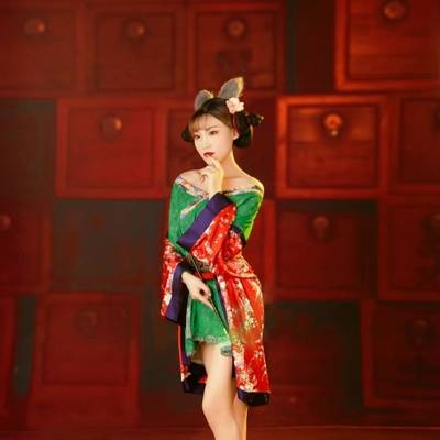 民国模特