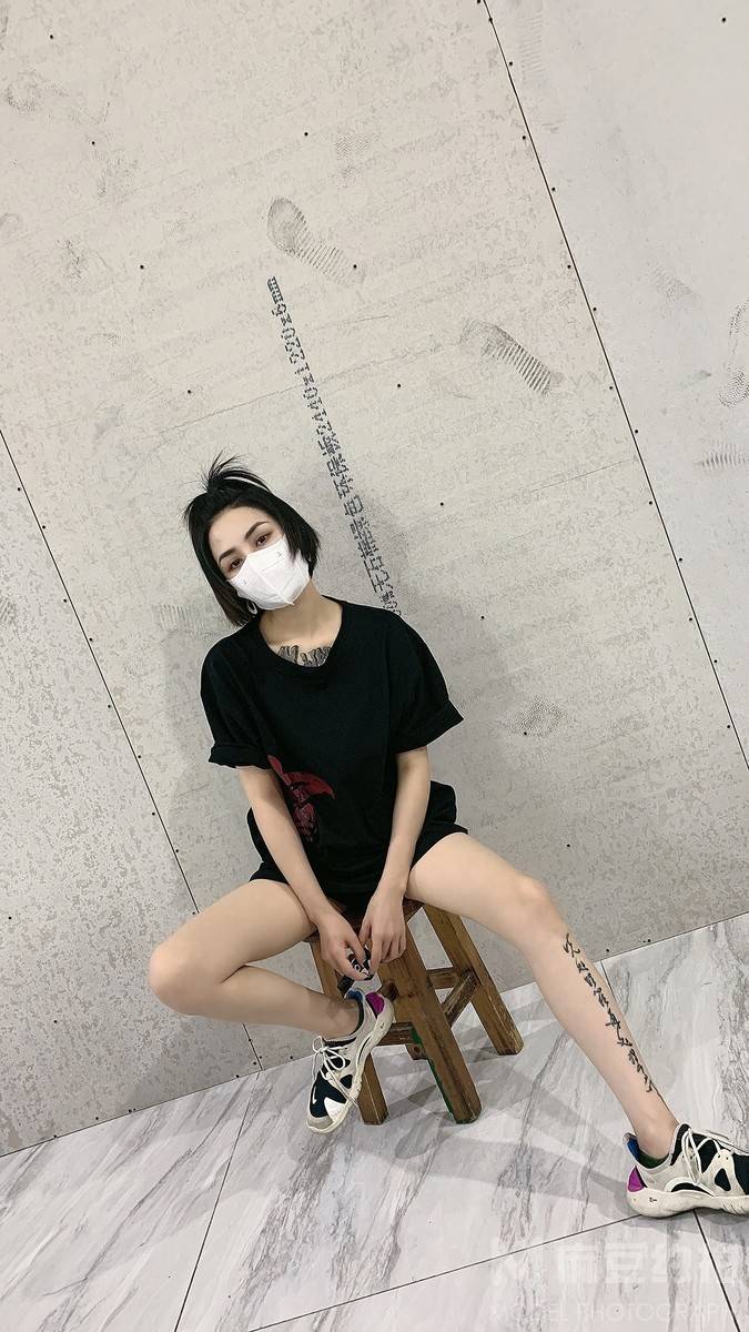 纪实模特