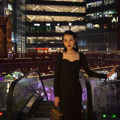 黑白模特