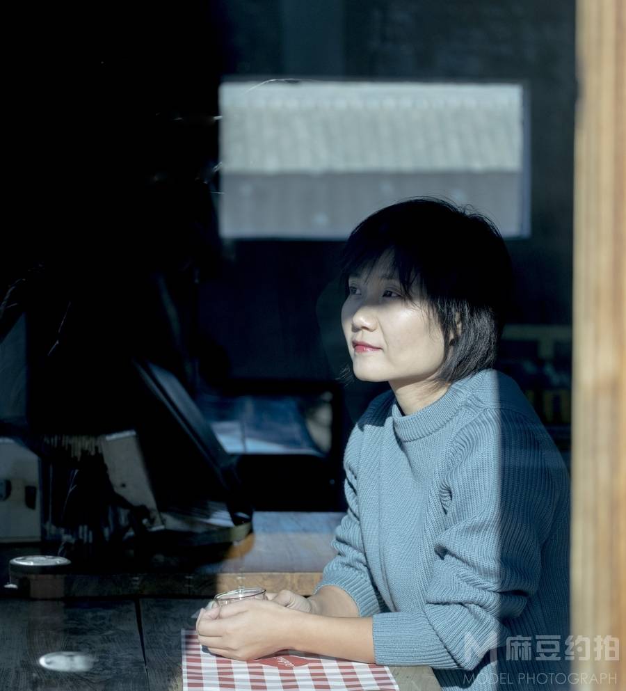 胶片模特