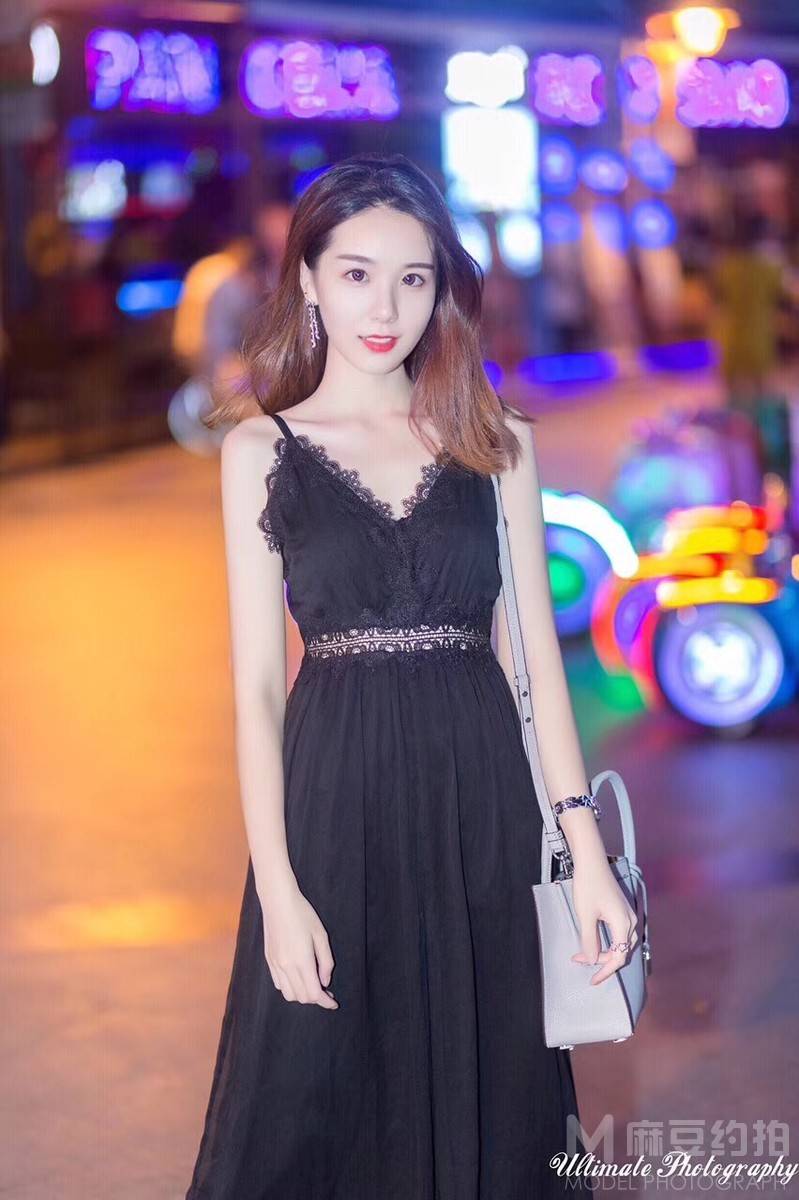 夜景模特