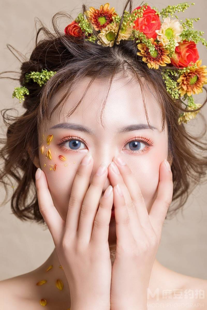 妆容模特