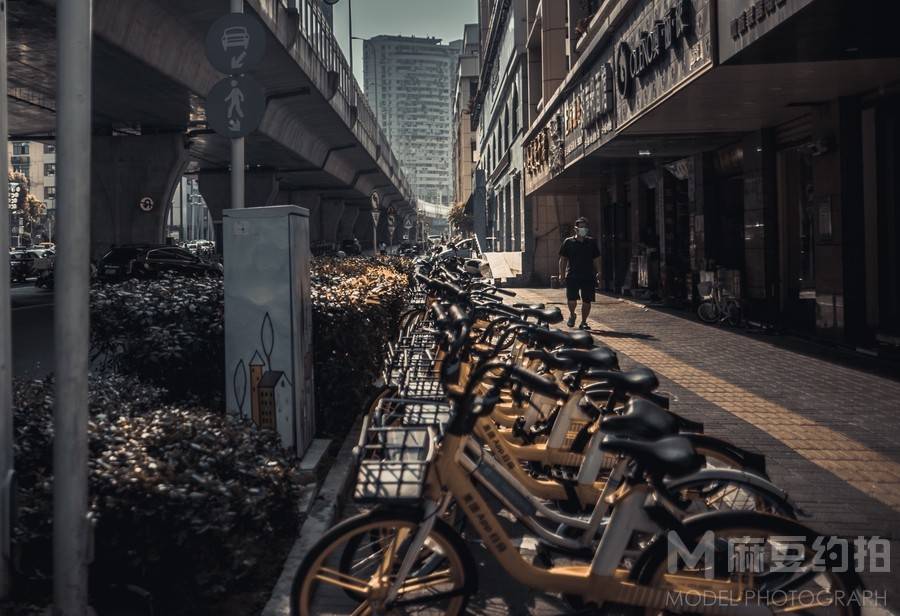 纪实模特