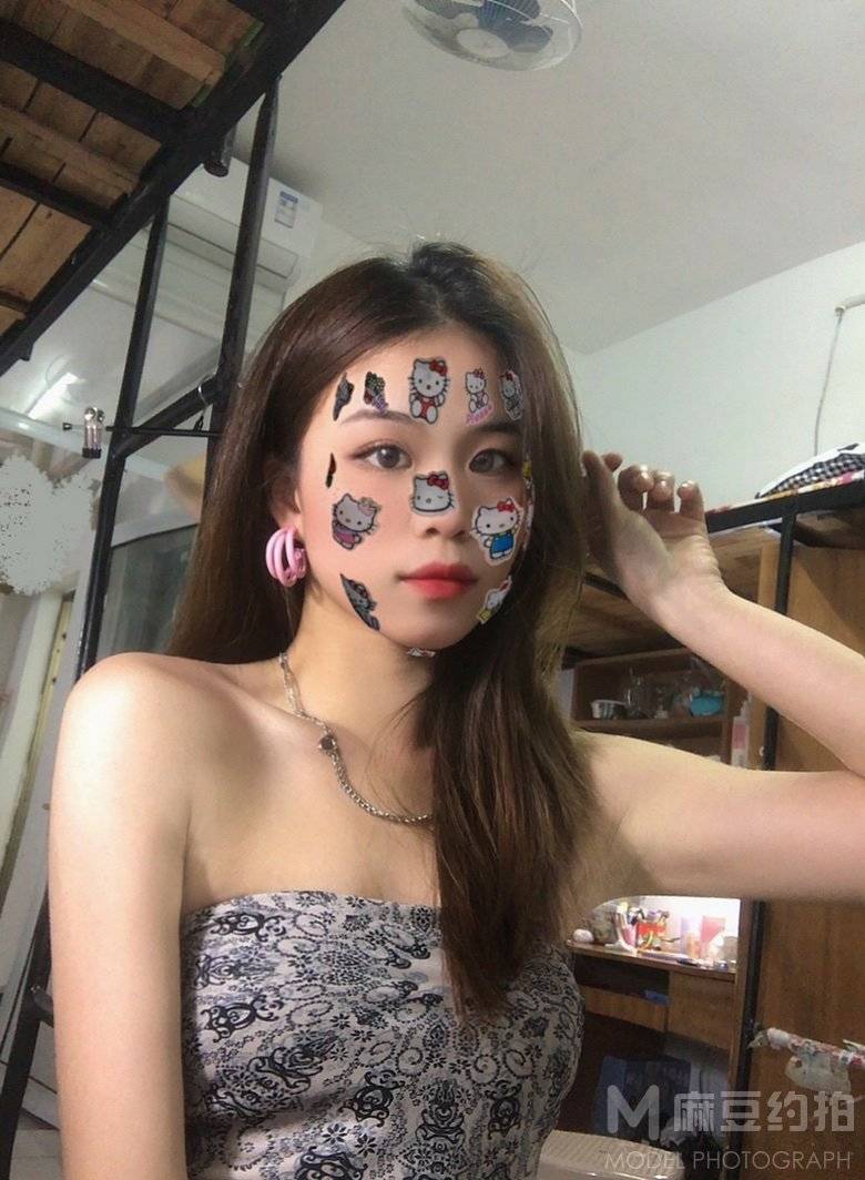 少女模特