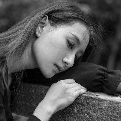 黑白模特