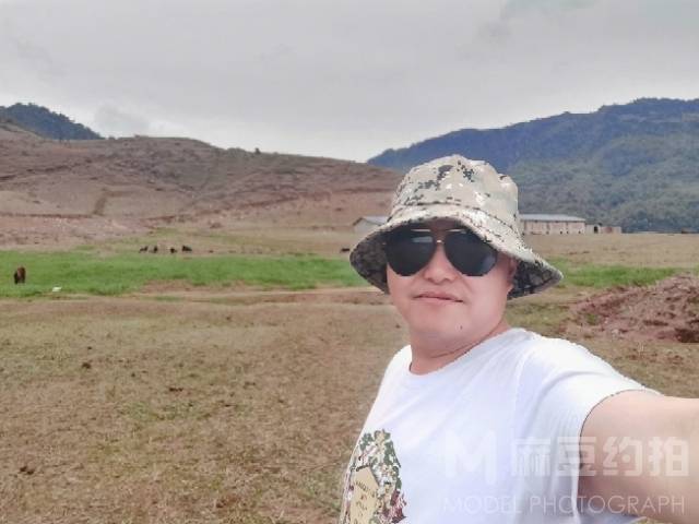 纪实模特