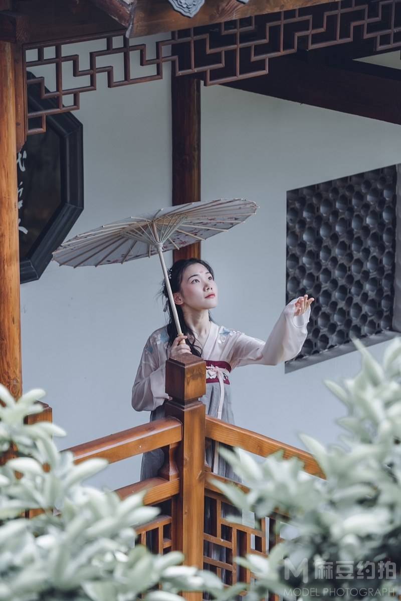 汉服模特