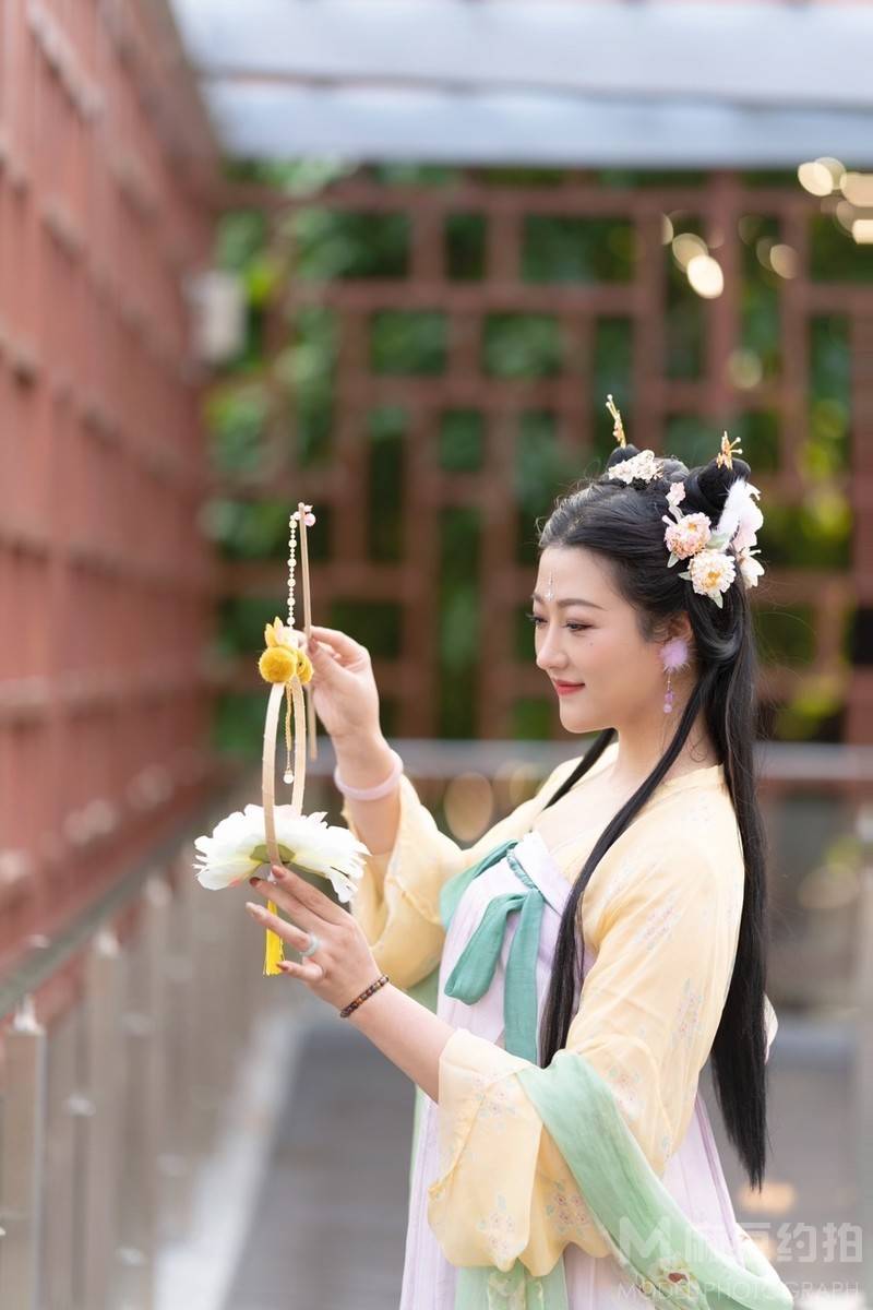 汉服模特