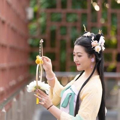 汉服模特