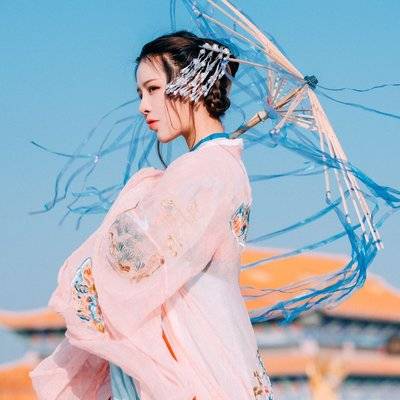 汉服模特