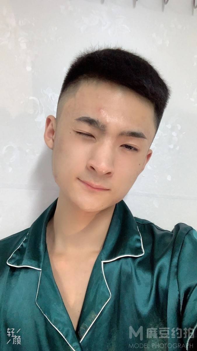 商务模特