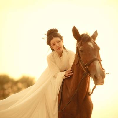 汉服模特