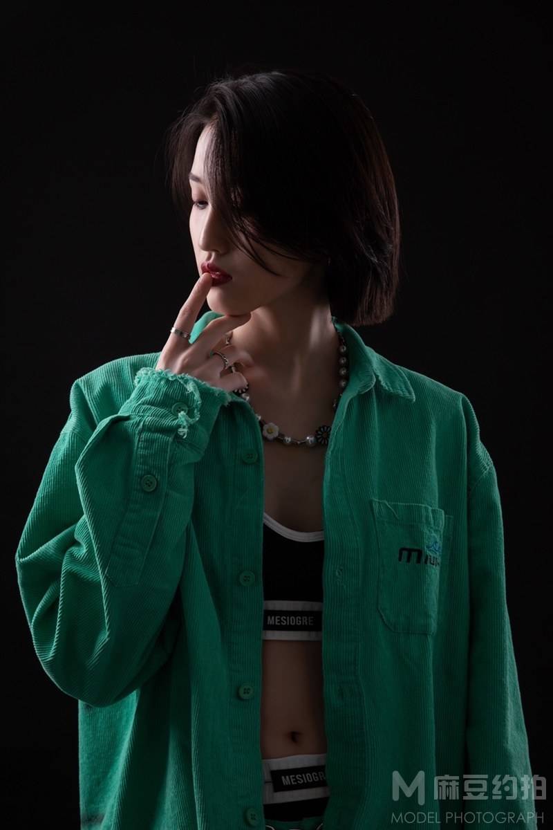 胶片模特