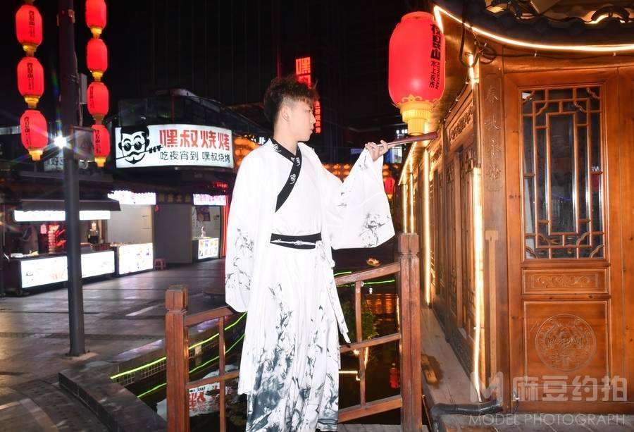 民国模特