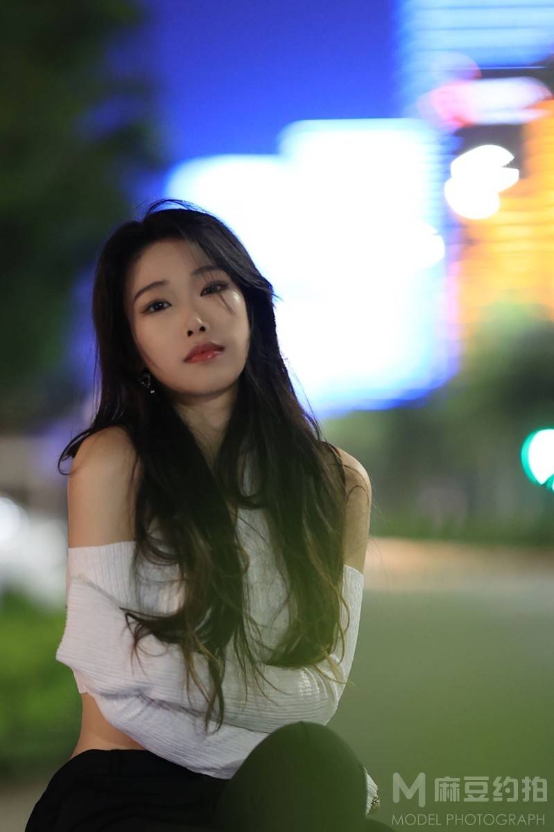 夜景模特