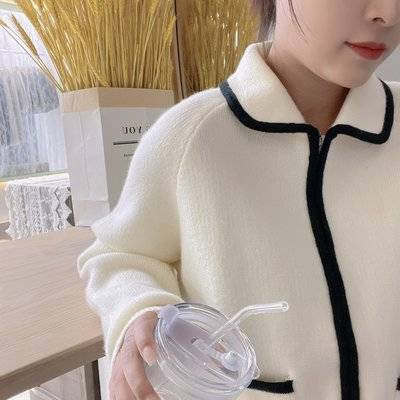 黑白模特