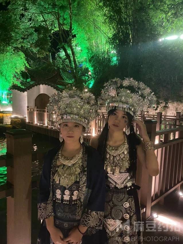 夜景模特