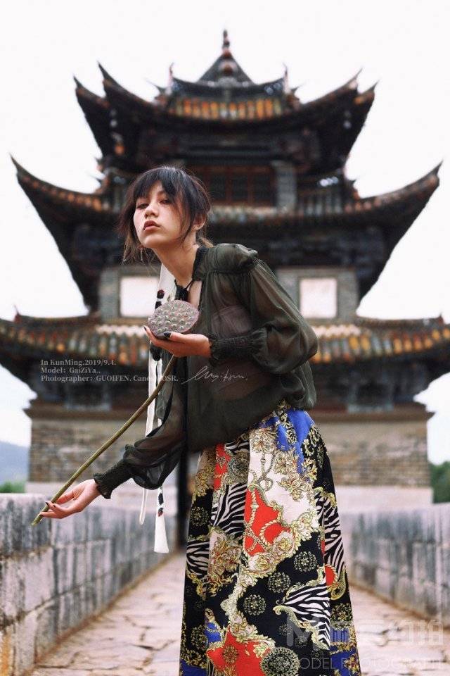 民国模特