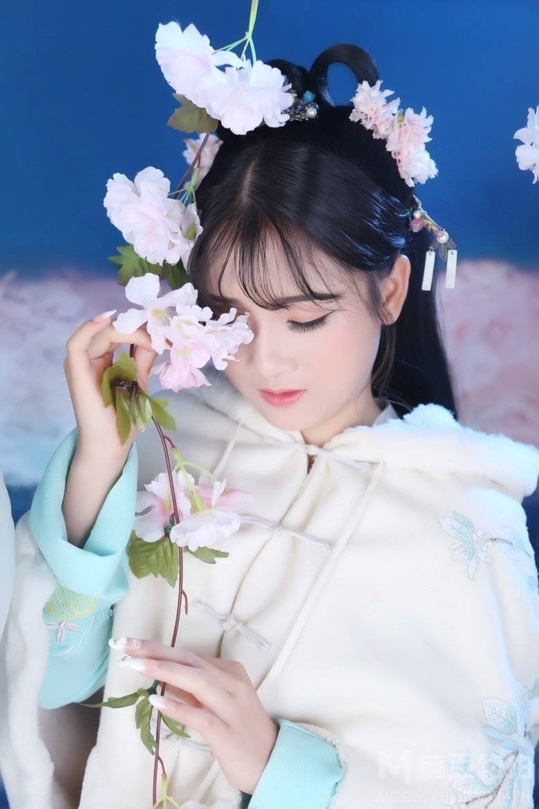 妆容模特
