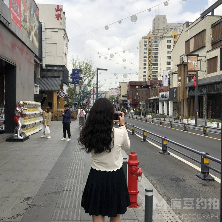 清新模特