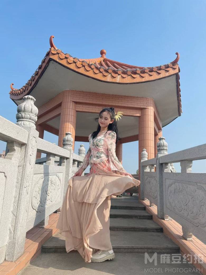 校园模特