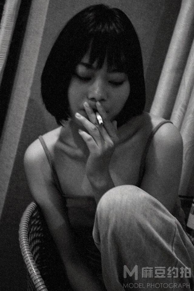 宝丽来模特