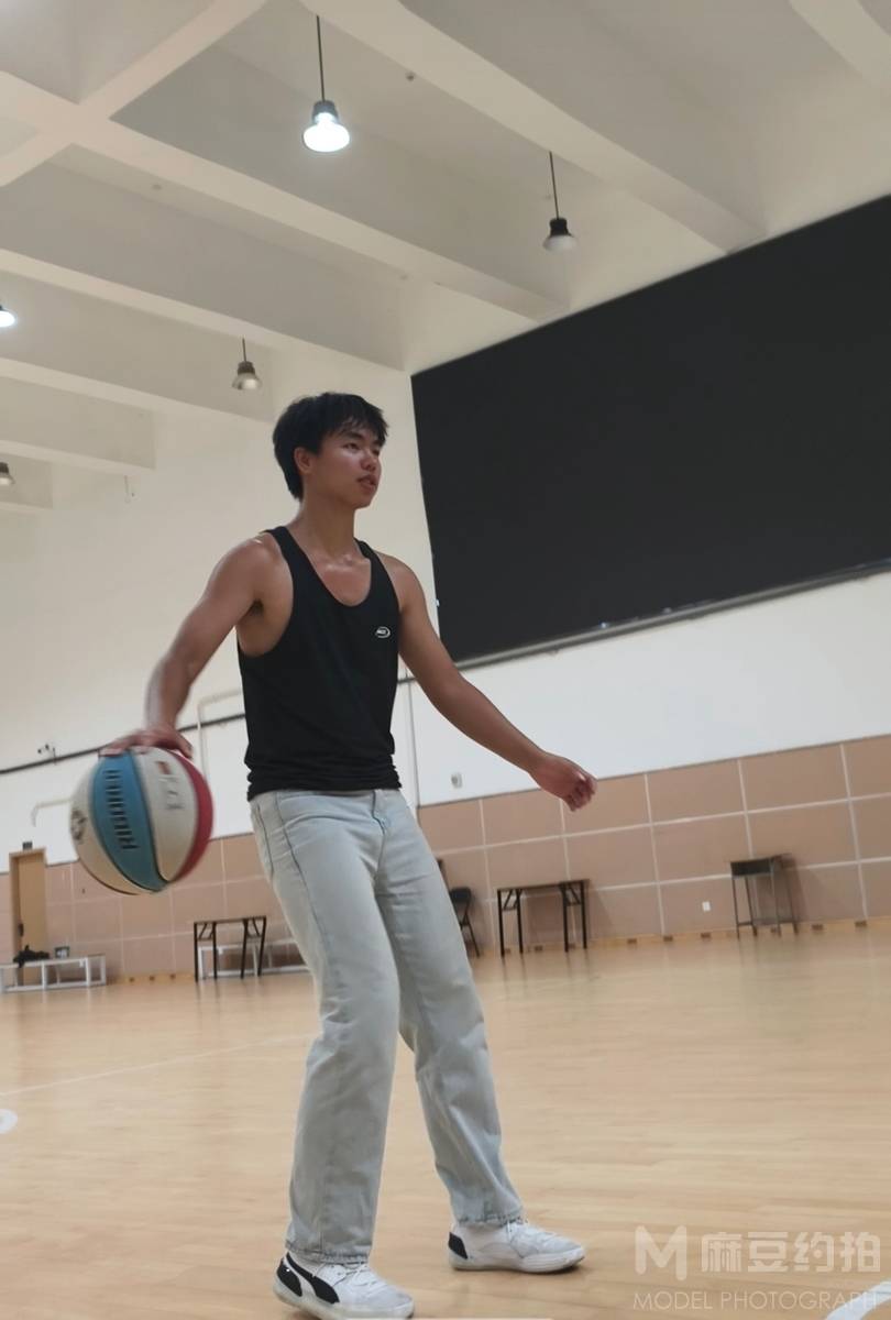 胶片模特
