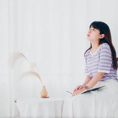 黑白模特