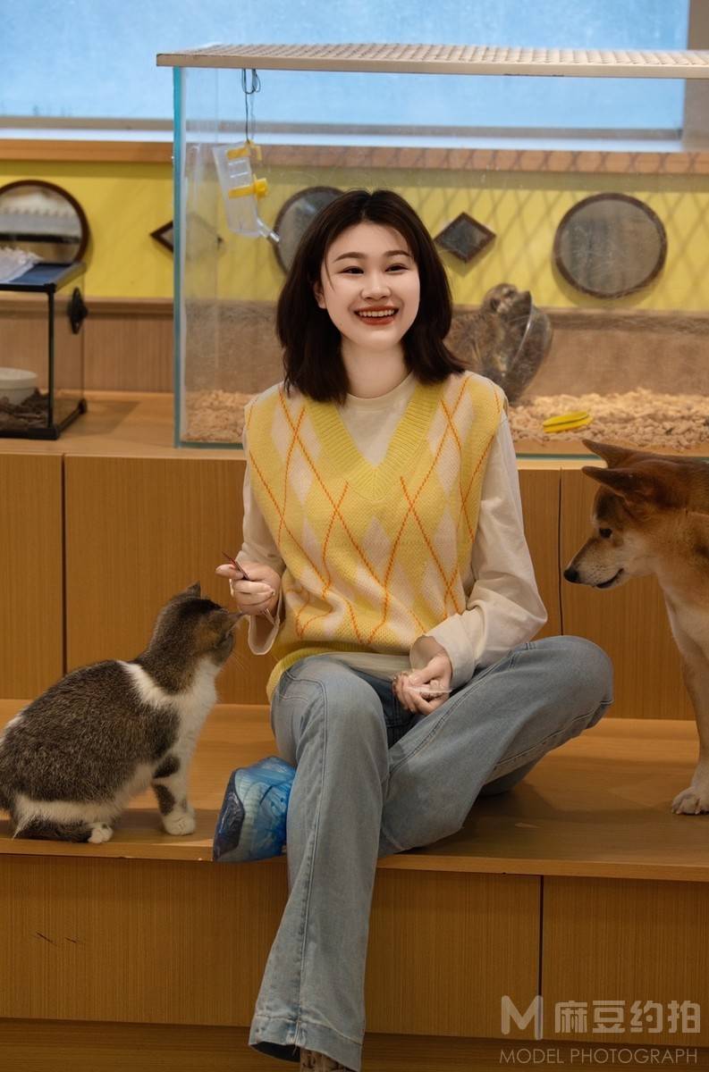 清新模特