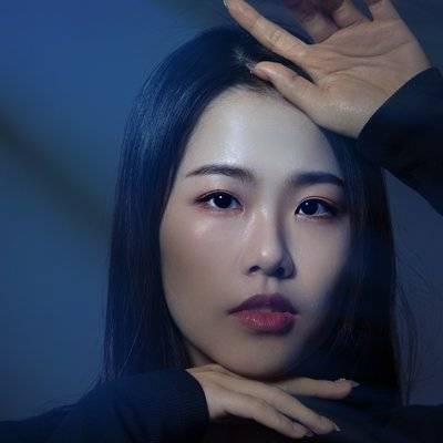 黑白模特