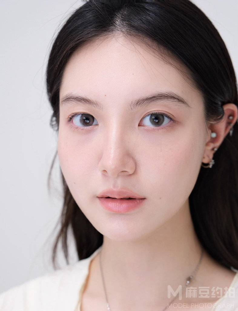 纪实模特