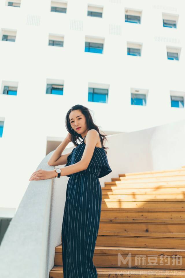 校园模特
