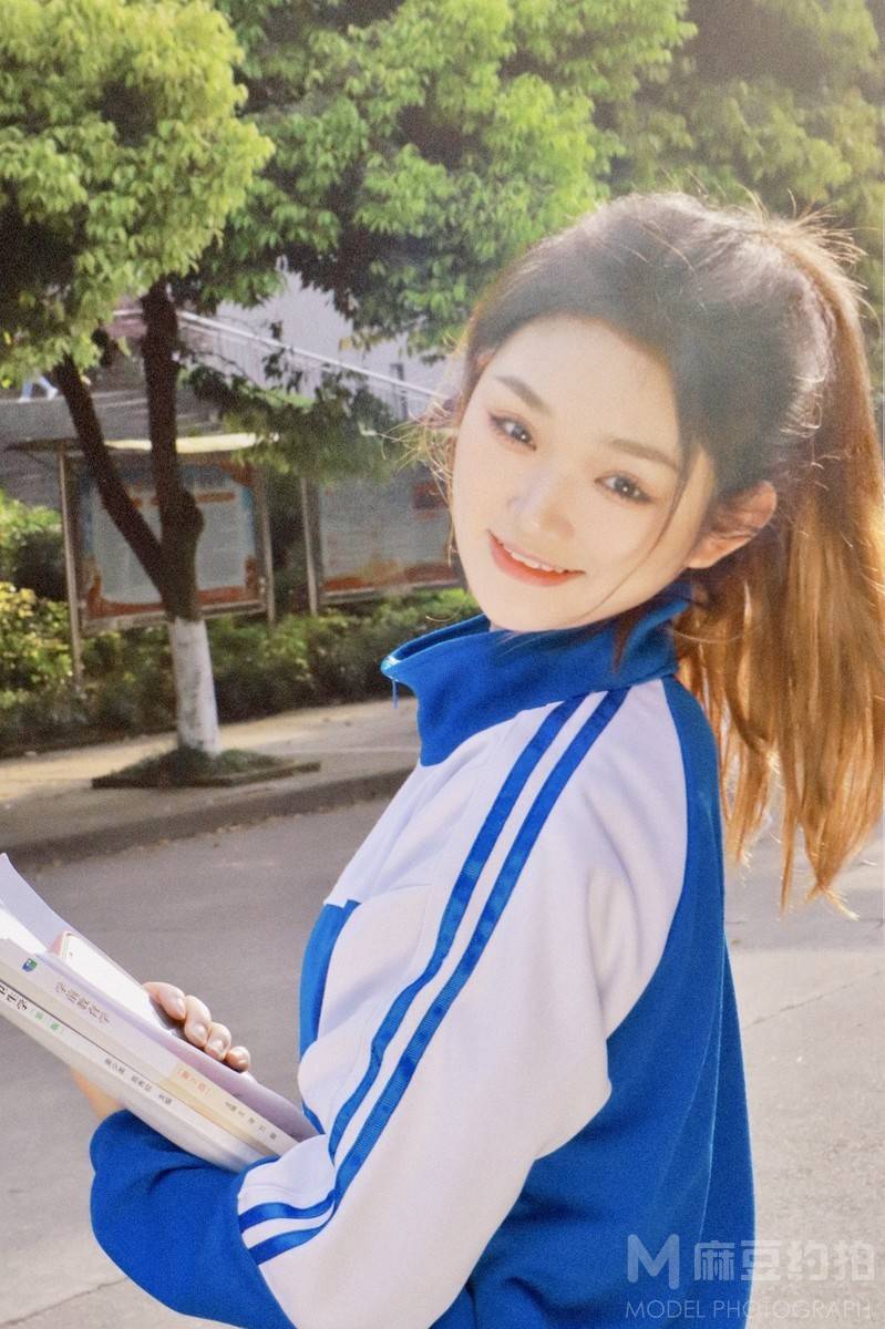 校园模特