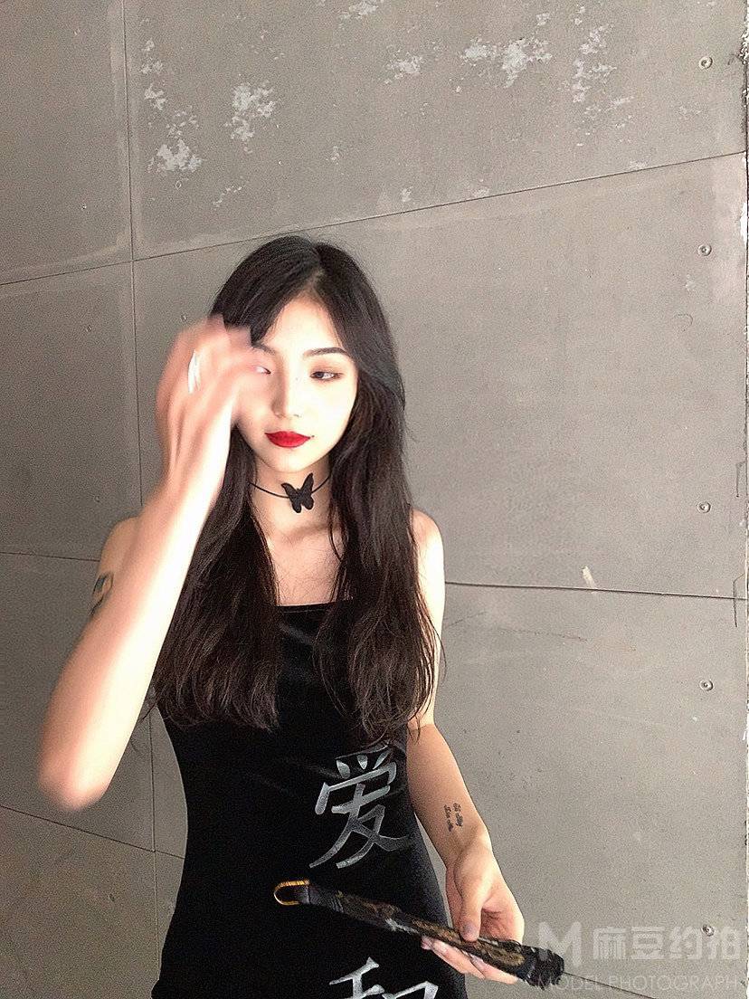暗黑模特
