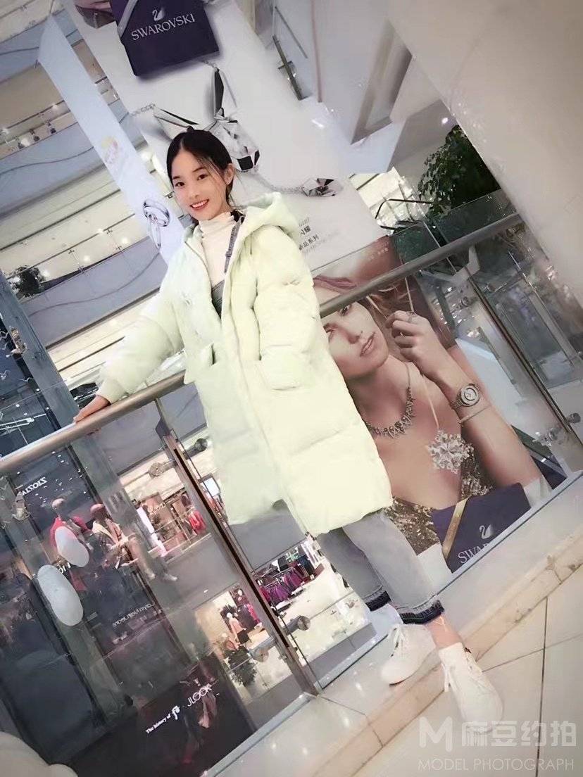 清新模特