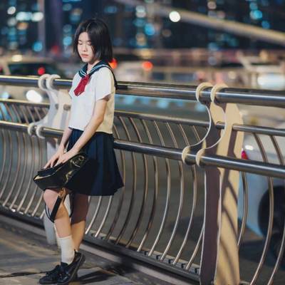 夜景模特