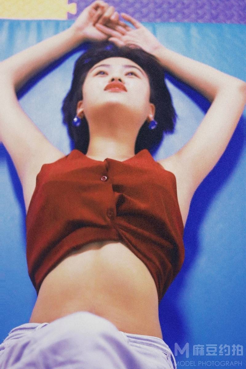 胶片模特